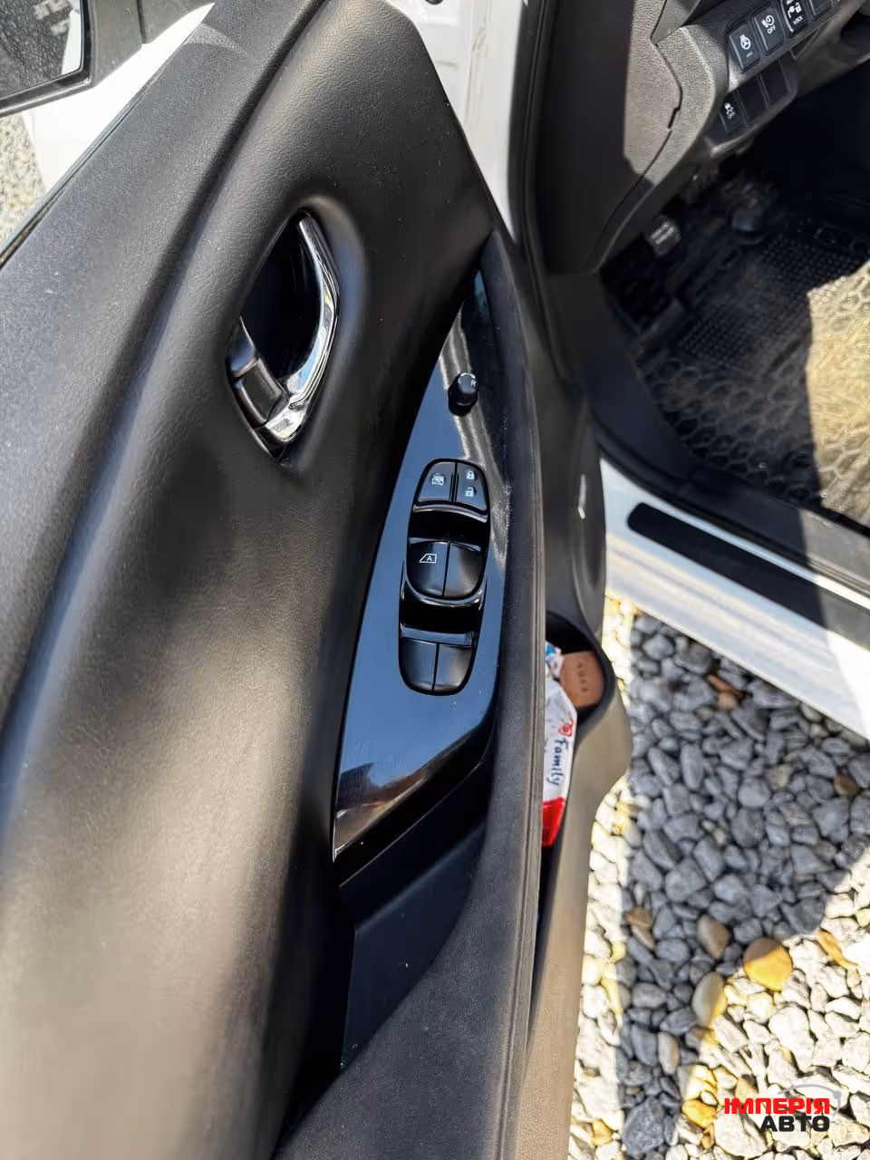 Nissan Leaf - фото 15