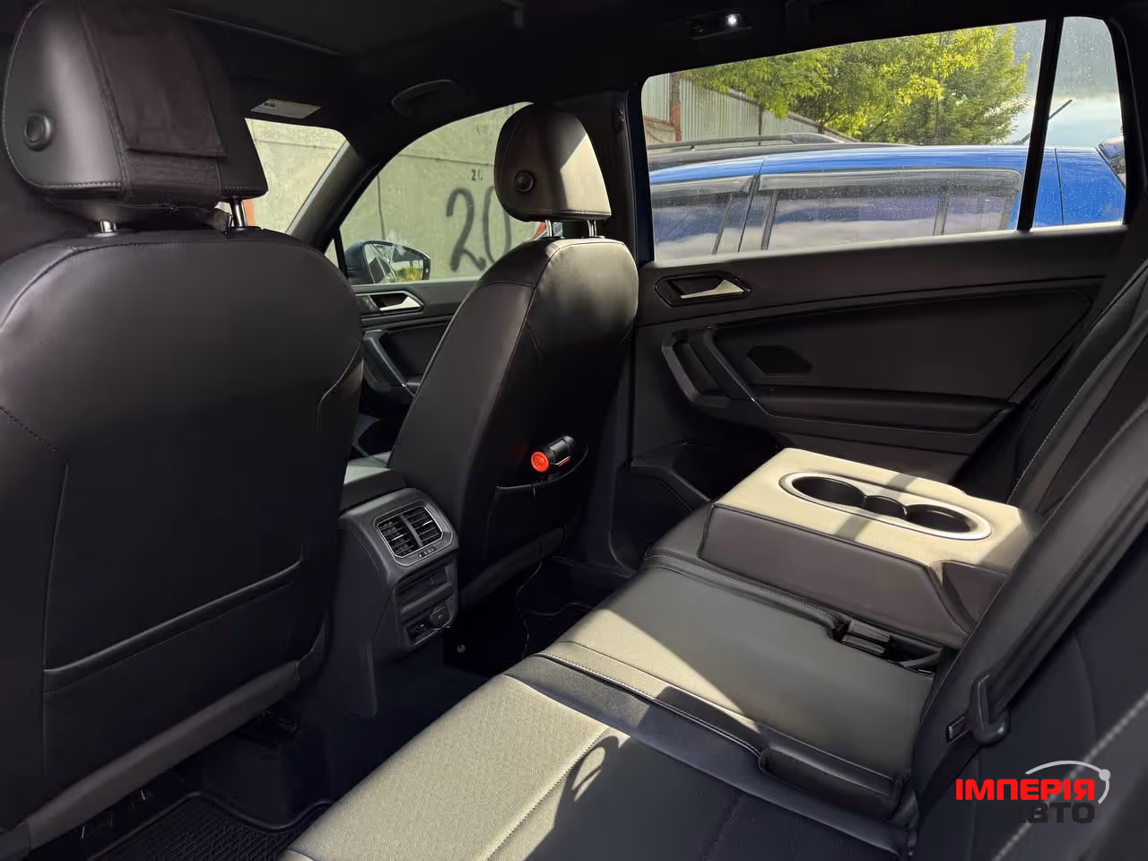 Volkswagen Tiguan - фото 25