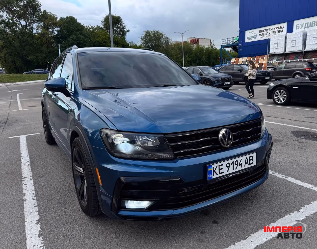 Volkswagen Tiguan - фото 2