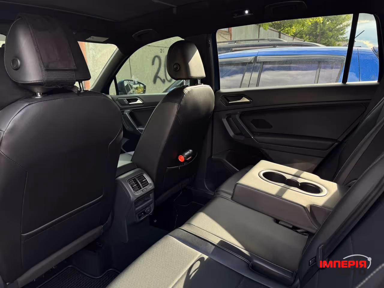 Volkswagen Tiguan - фото 26