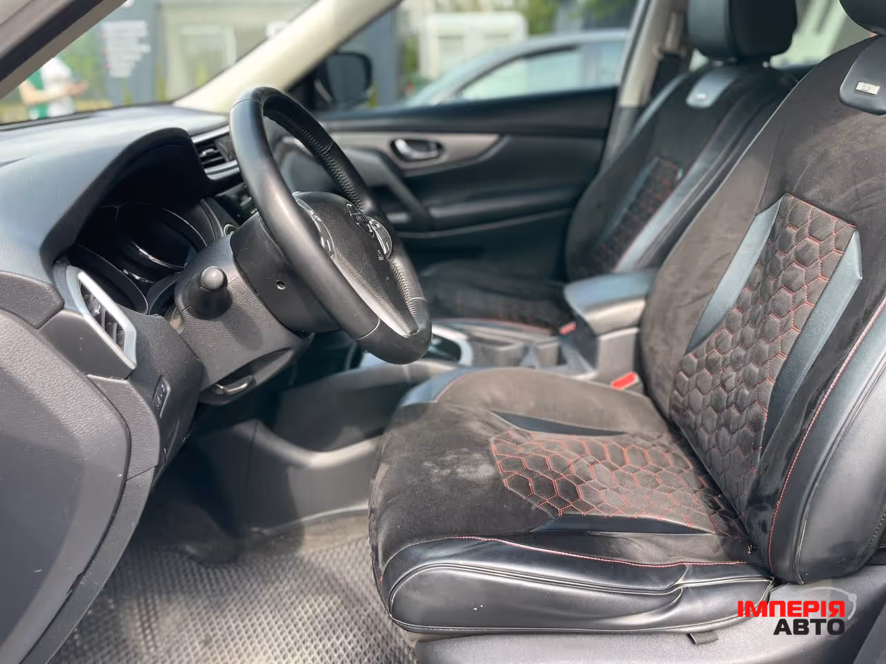 Nissan Rogue - фото 8