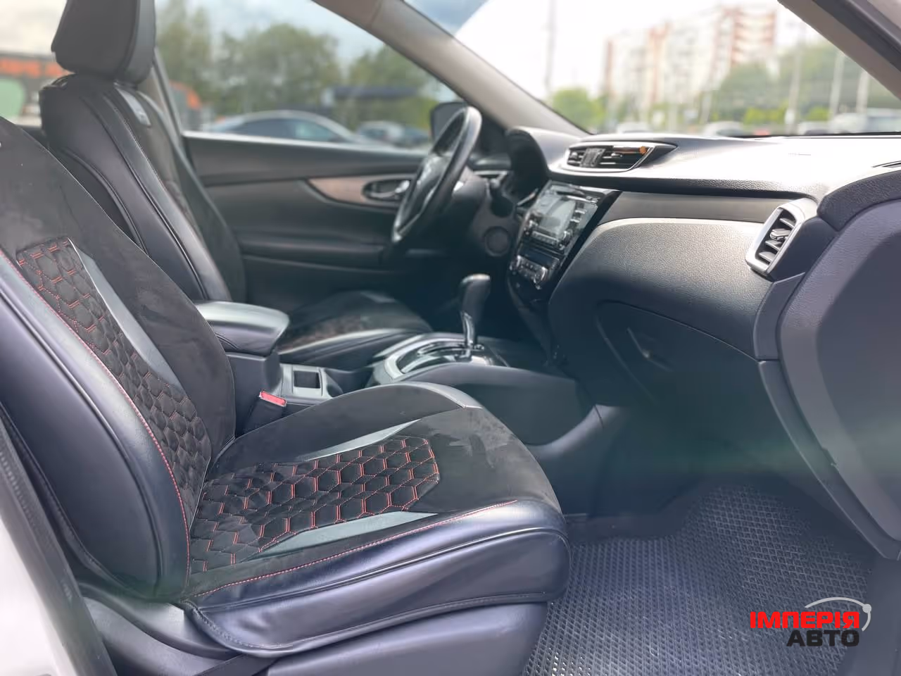 Nissan Rogue - фото 13