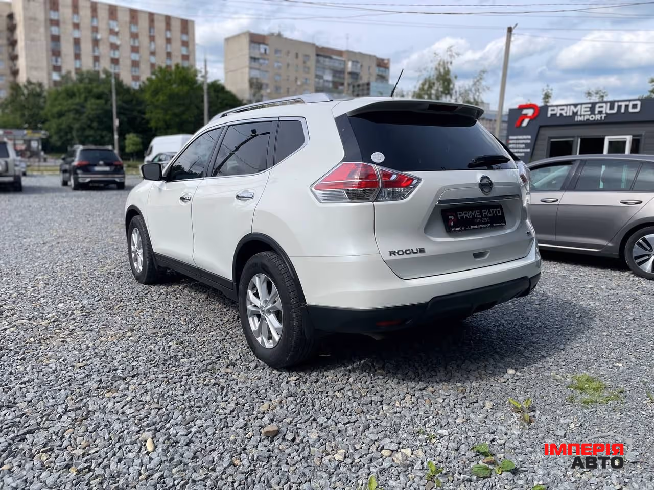Nissan Rogue - фото 4