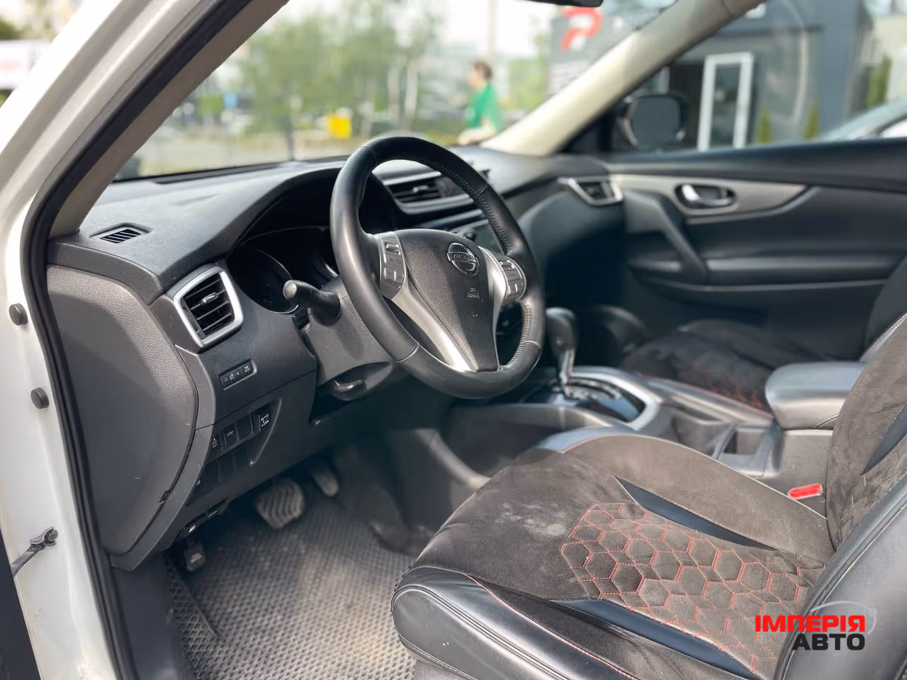 Nissan Rogue - фото 7
