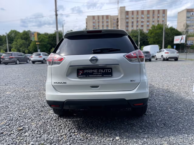 Nissan Rogue - фото 5