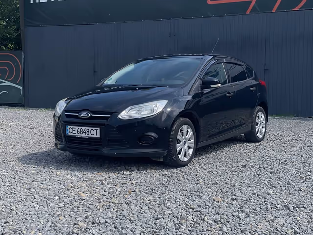 Ford Focus - фото 1
