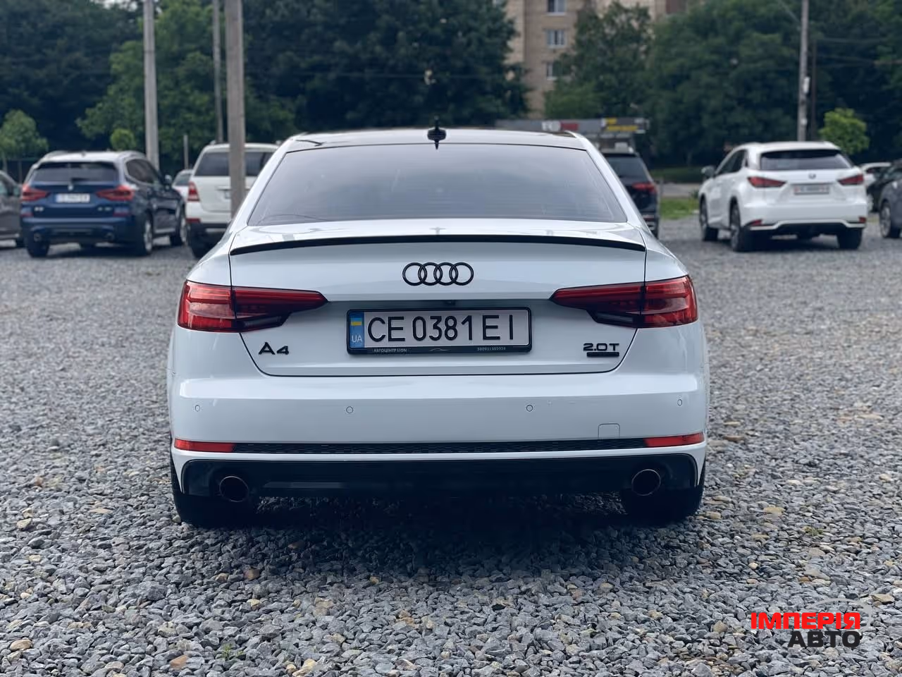 Audi A4 - фото 6