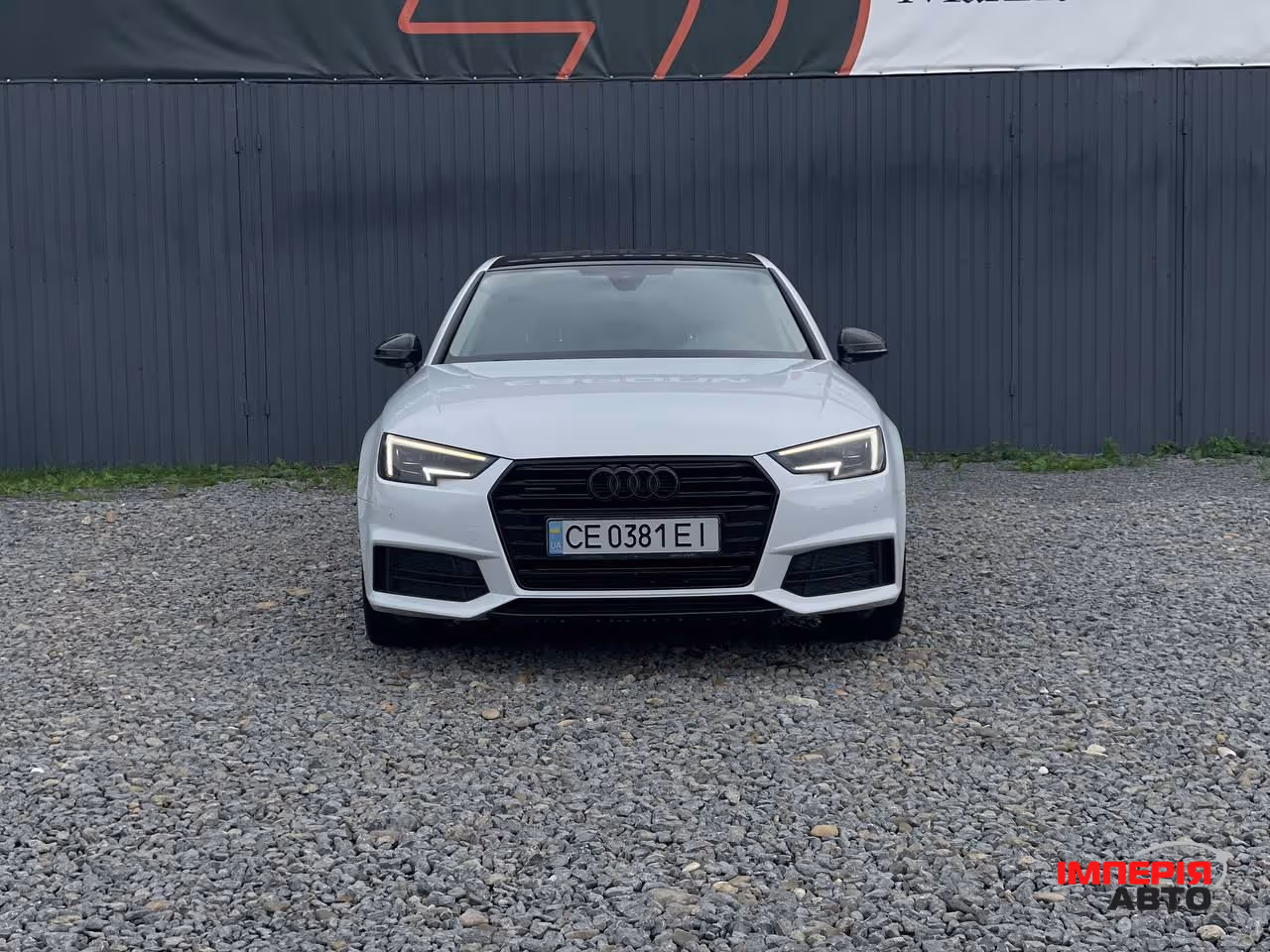 Audi A4 - фото 2