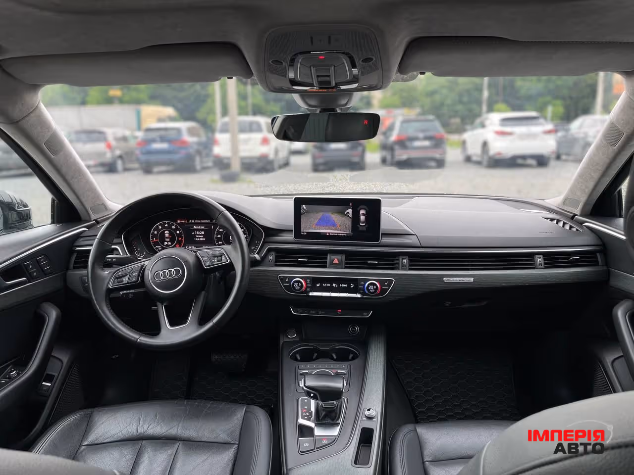 Audi A4 - фото 11