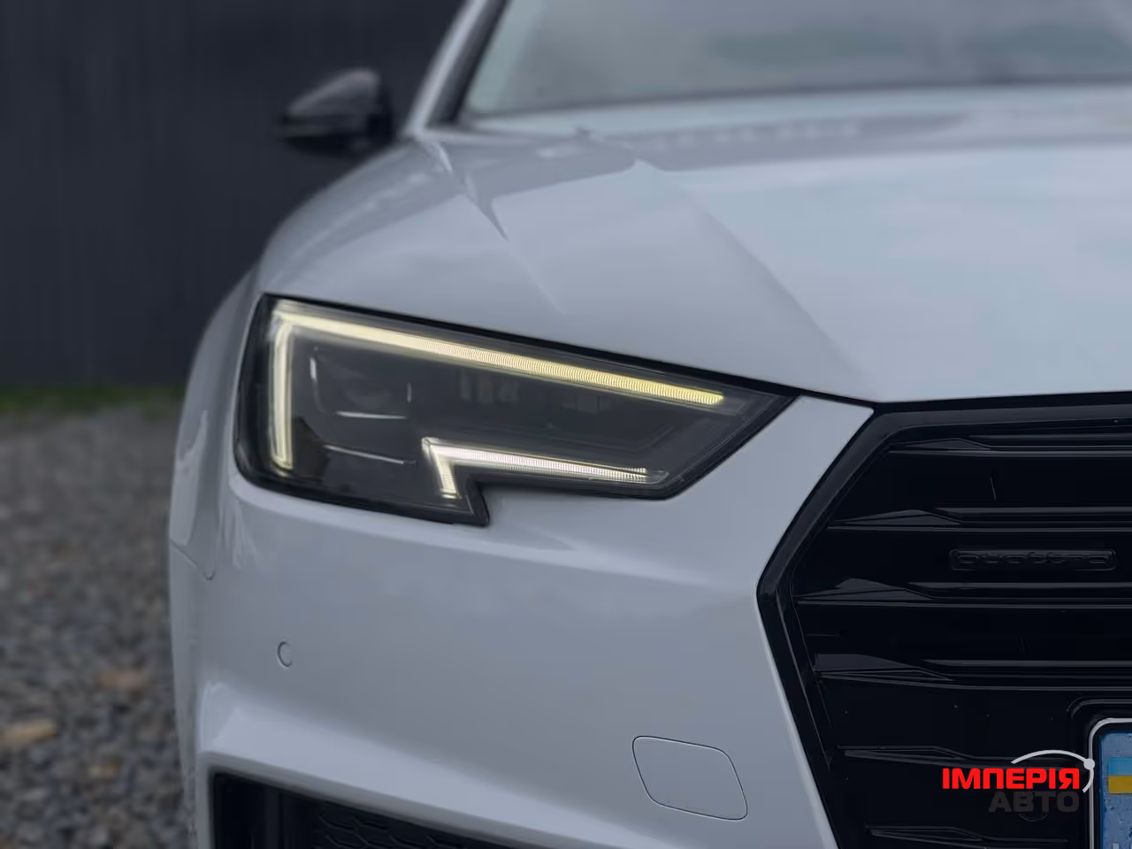 Audi A4 - фото 4