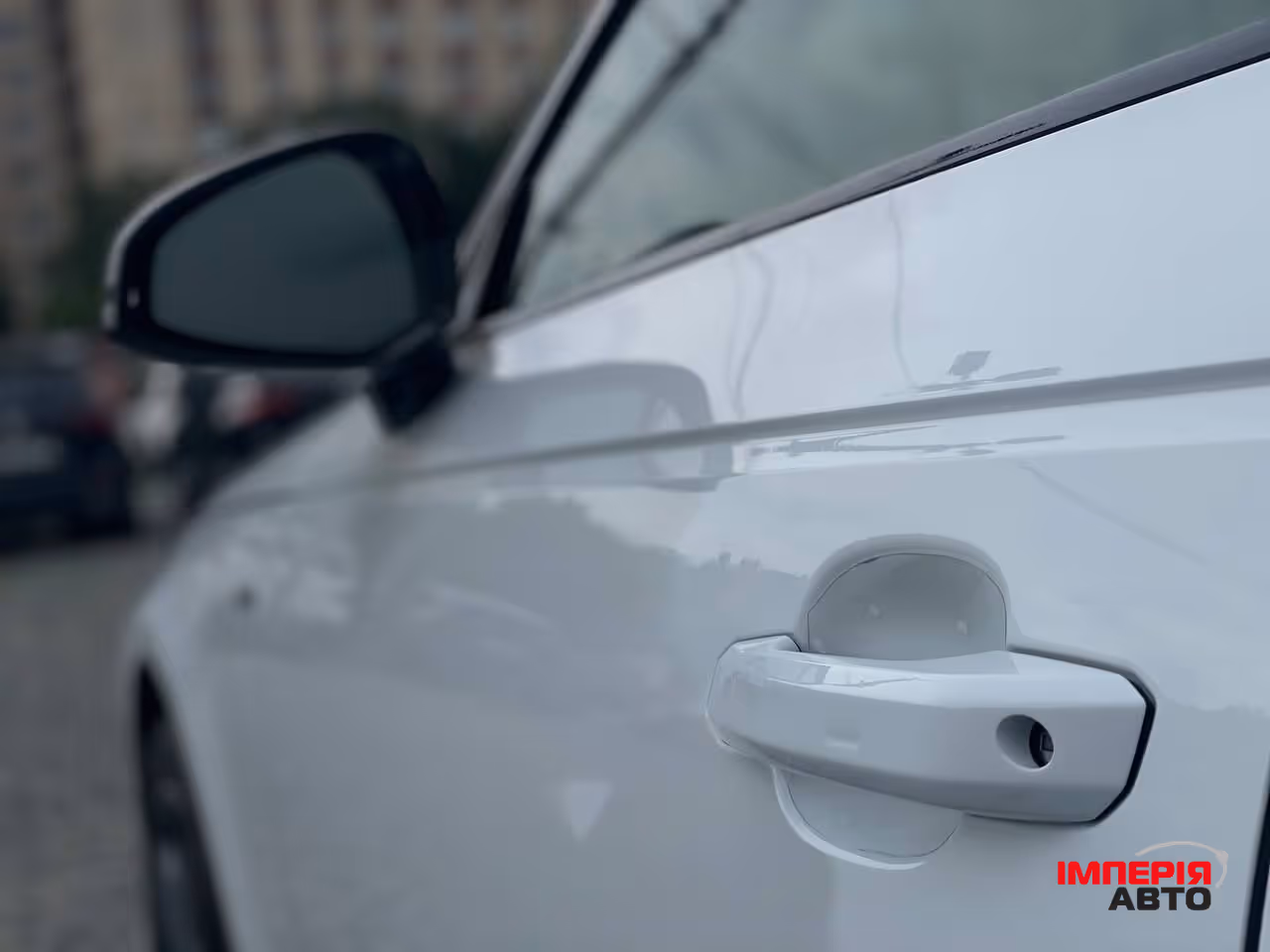 Audi A4 - фото 9