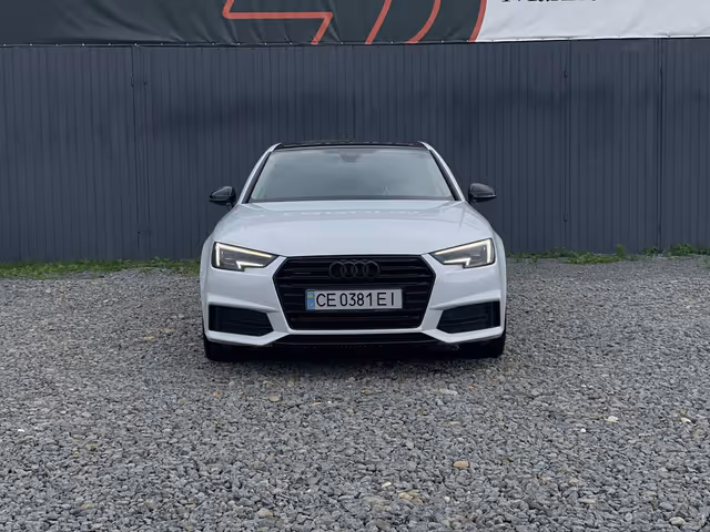 Audi A4 - фото 2