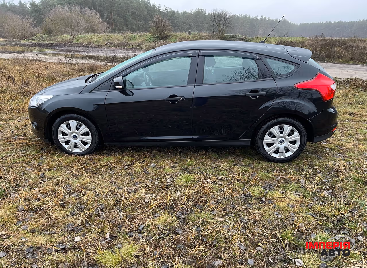 Ford Focus - фото 4