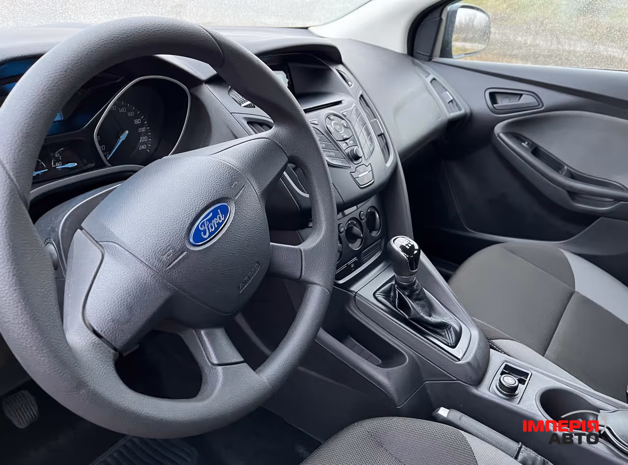 Ford Focus - фото 13