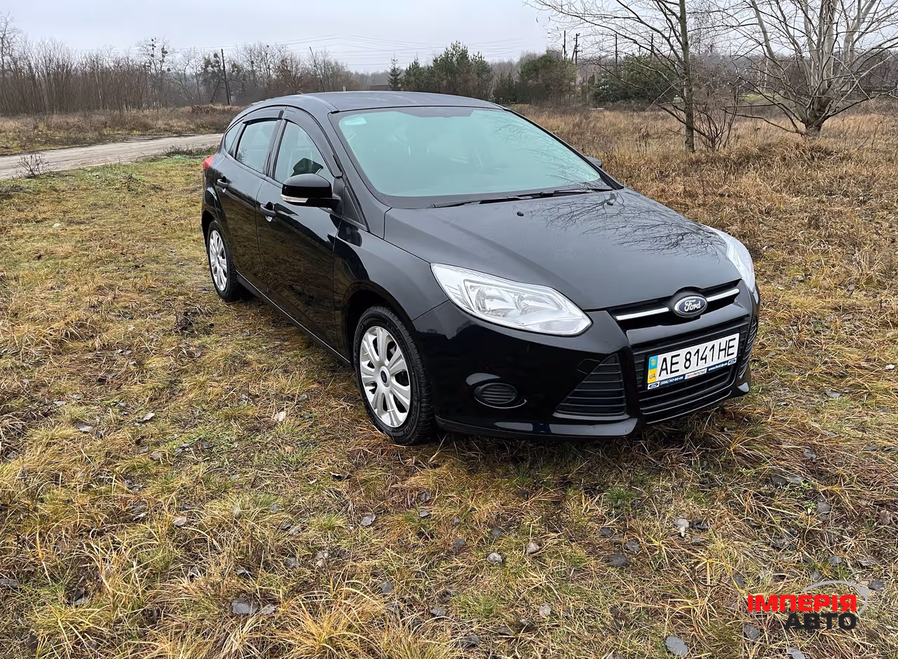 Ford Focus - фото 1