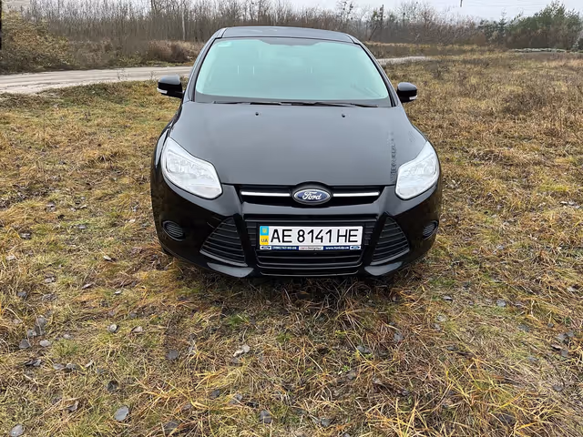 Ford Focus - фото 3