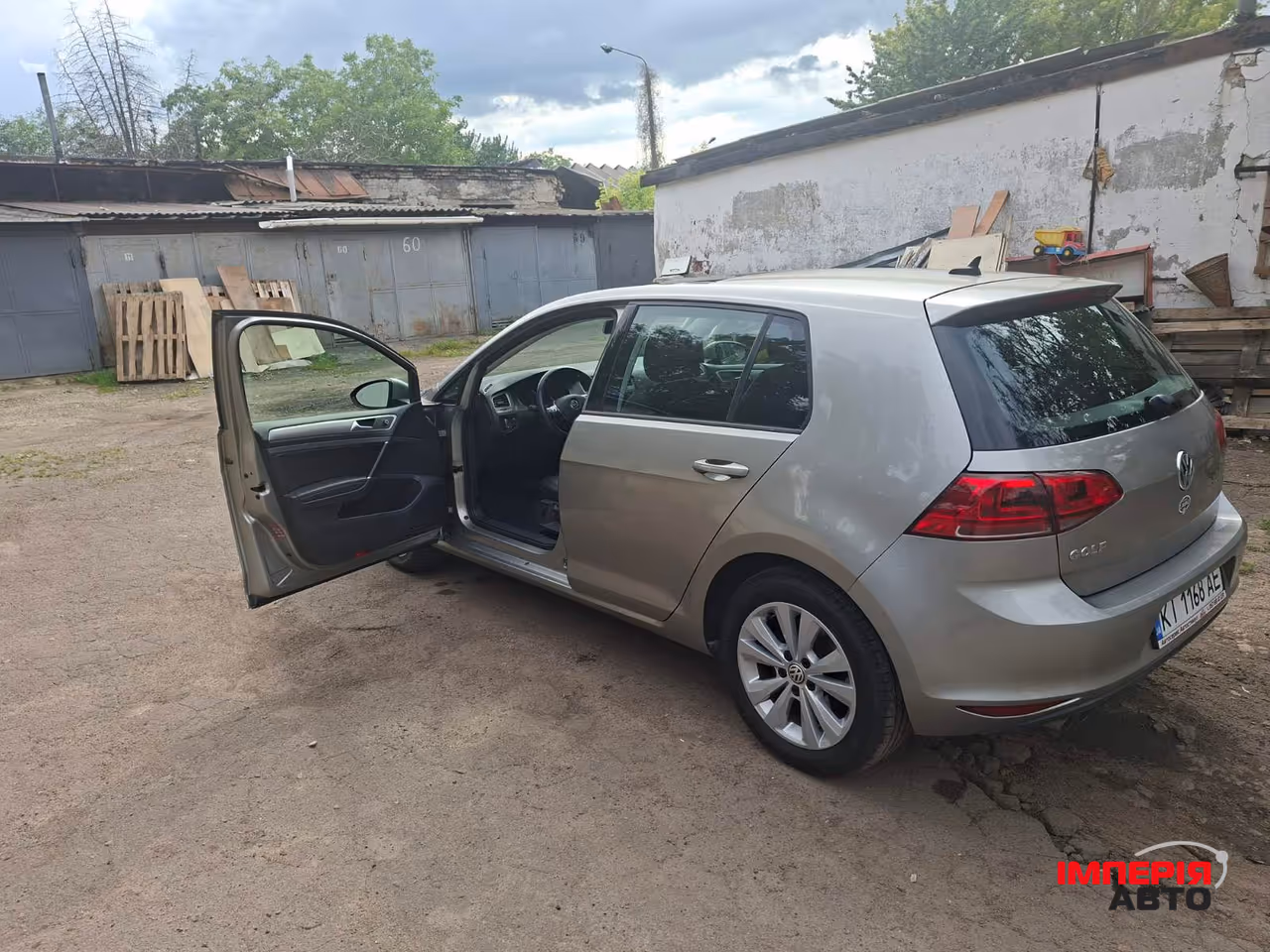 Volkswagen Golf GTI - фото 6