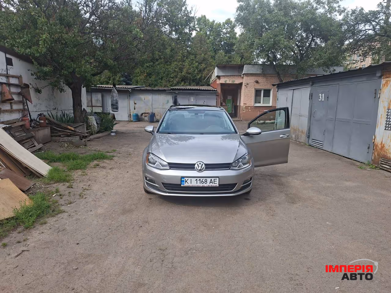Volkswagen Golf GTI - фото 2