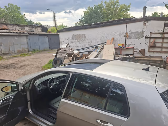 Volkswagen Golf GTI - фото 4