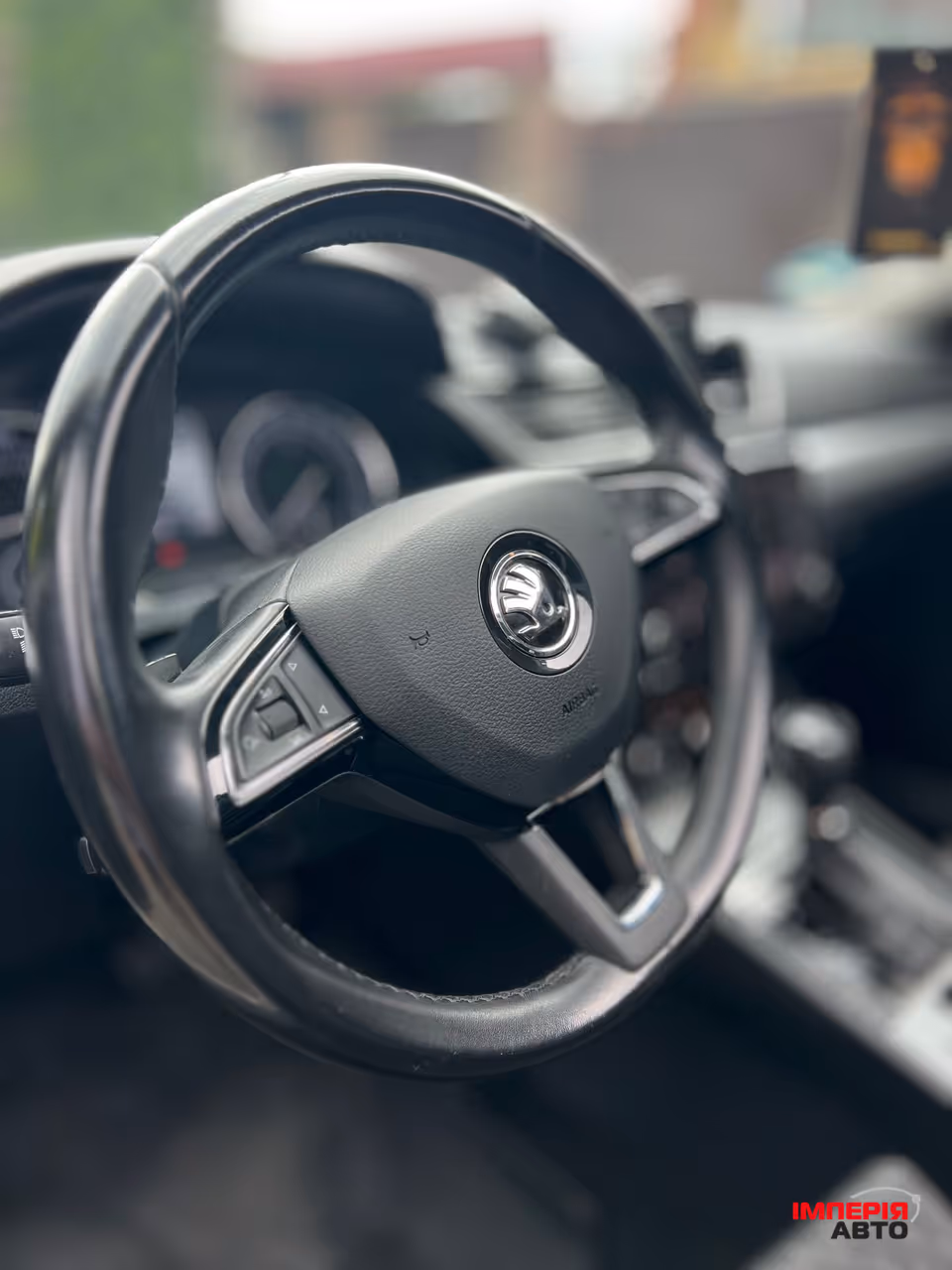 Skoda Superb - фото 13