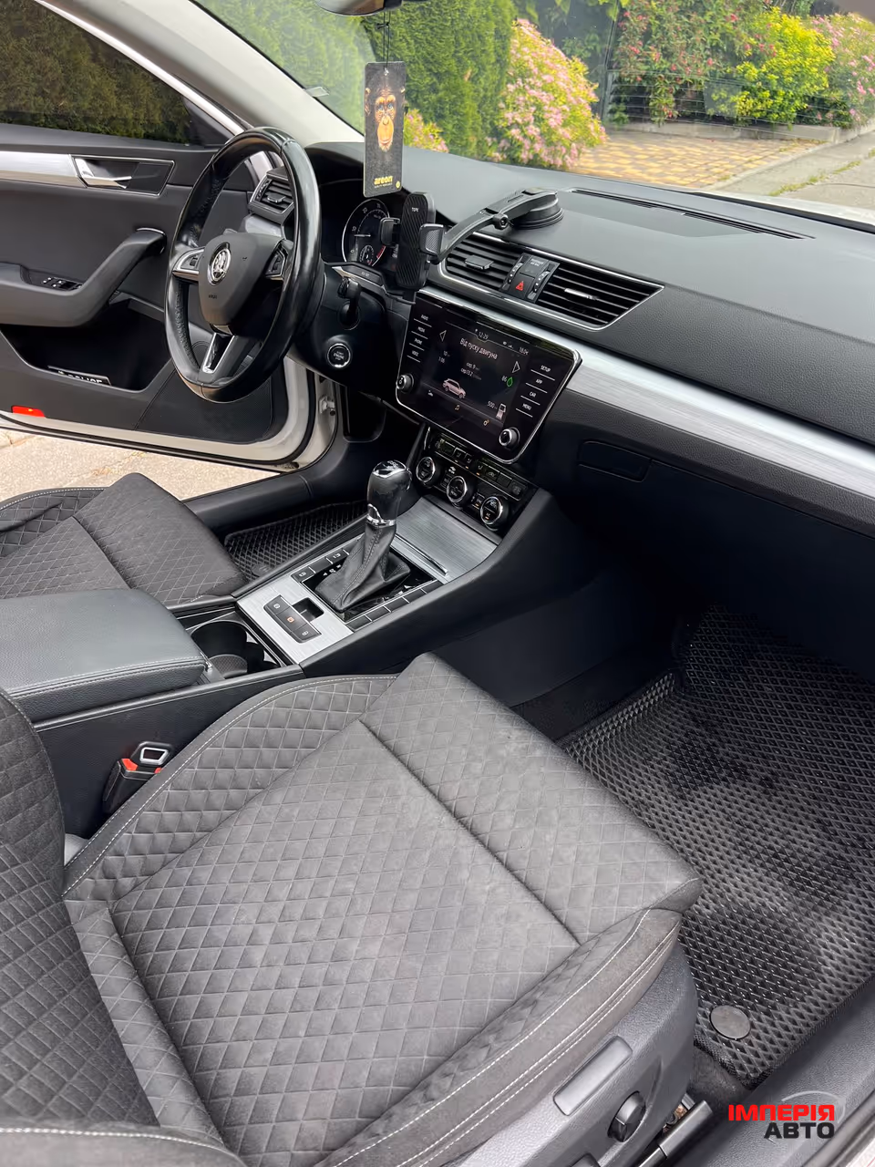 Skoda Superb - фото 21
