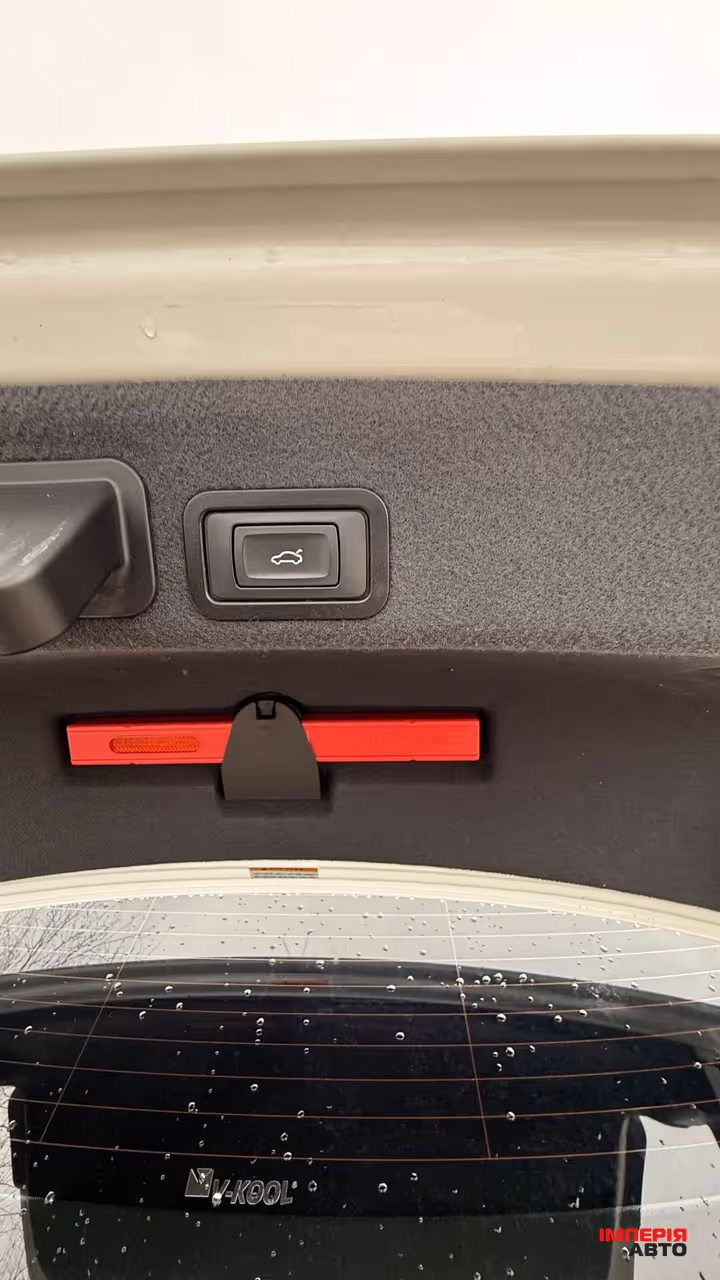 Audi A6 - фото 9