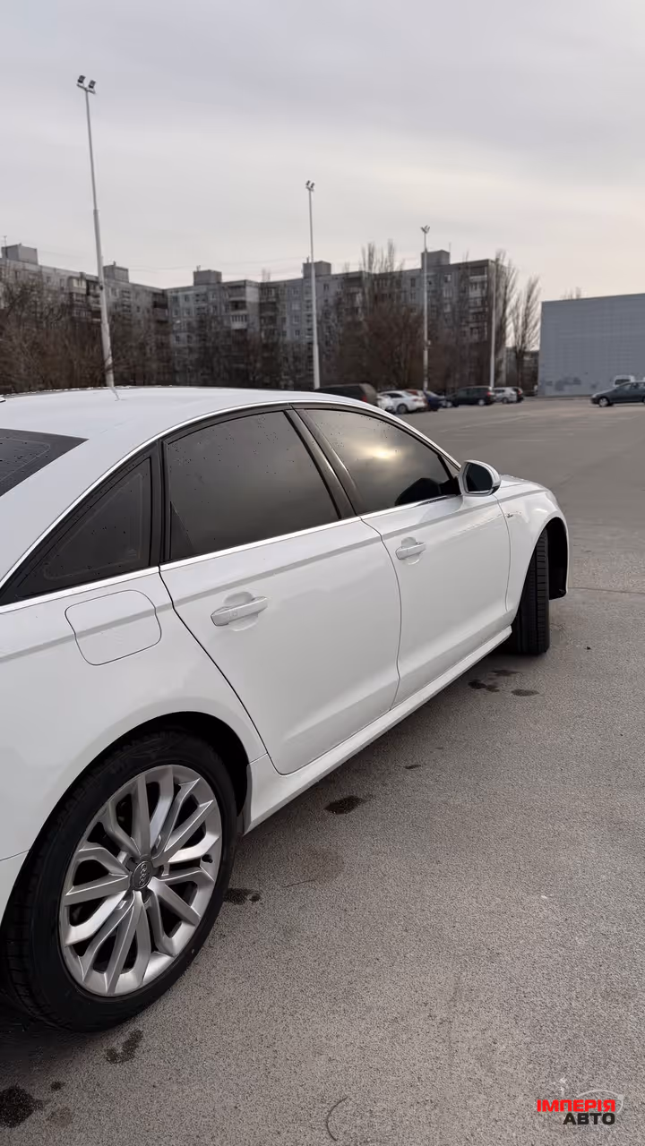 Audi A6 - фото 3