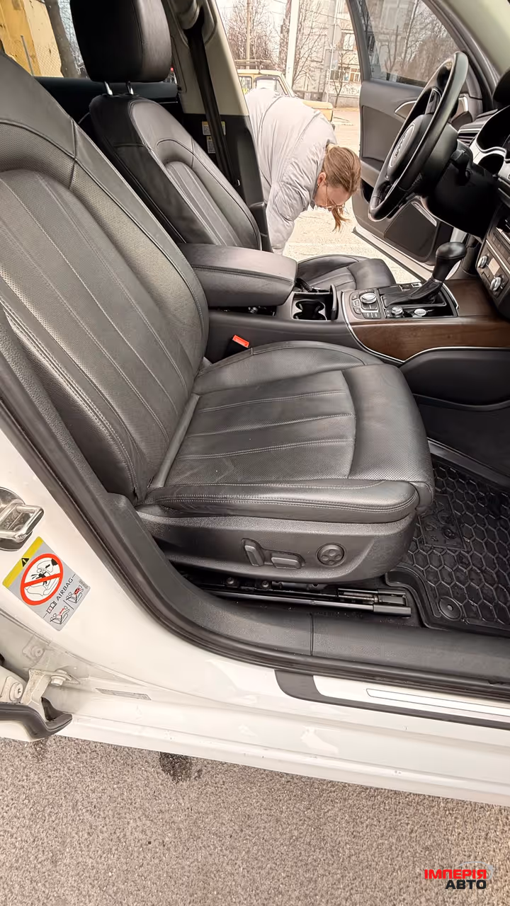 Audi A6 - фото 7