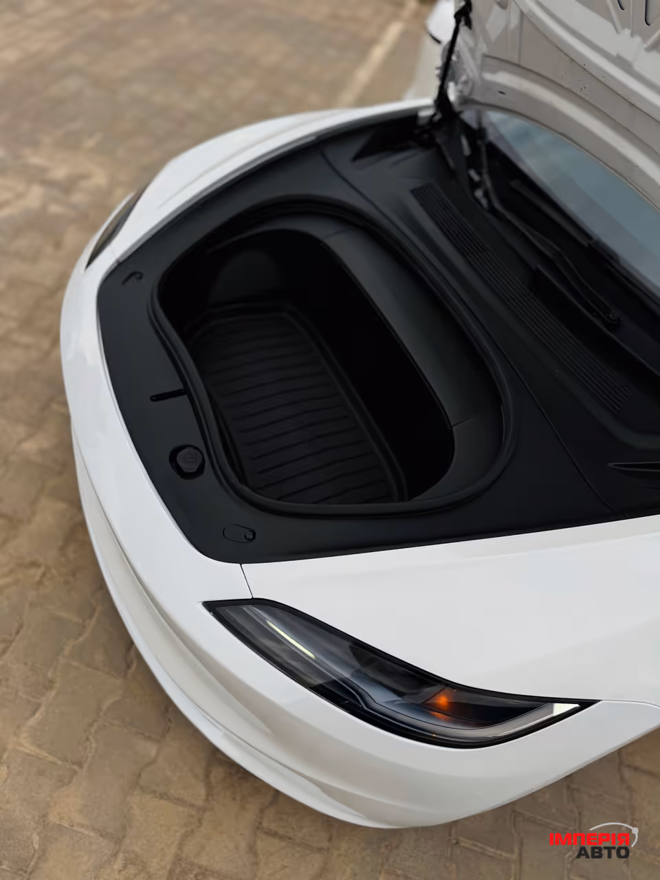 Tesla Model 3 - фото 13