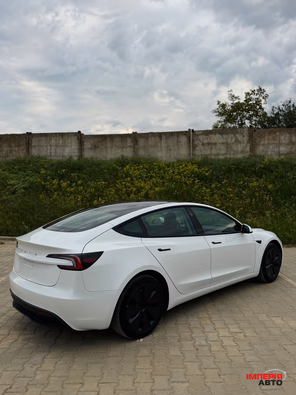 Tesla Model 3 - фото 25