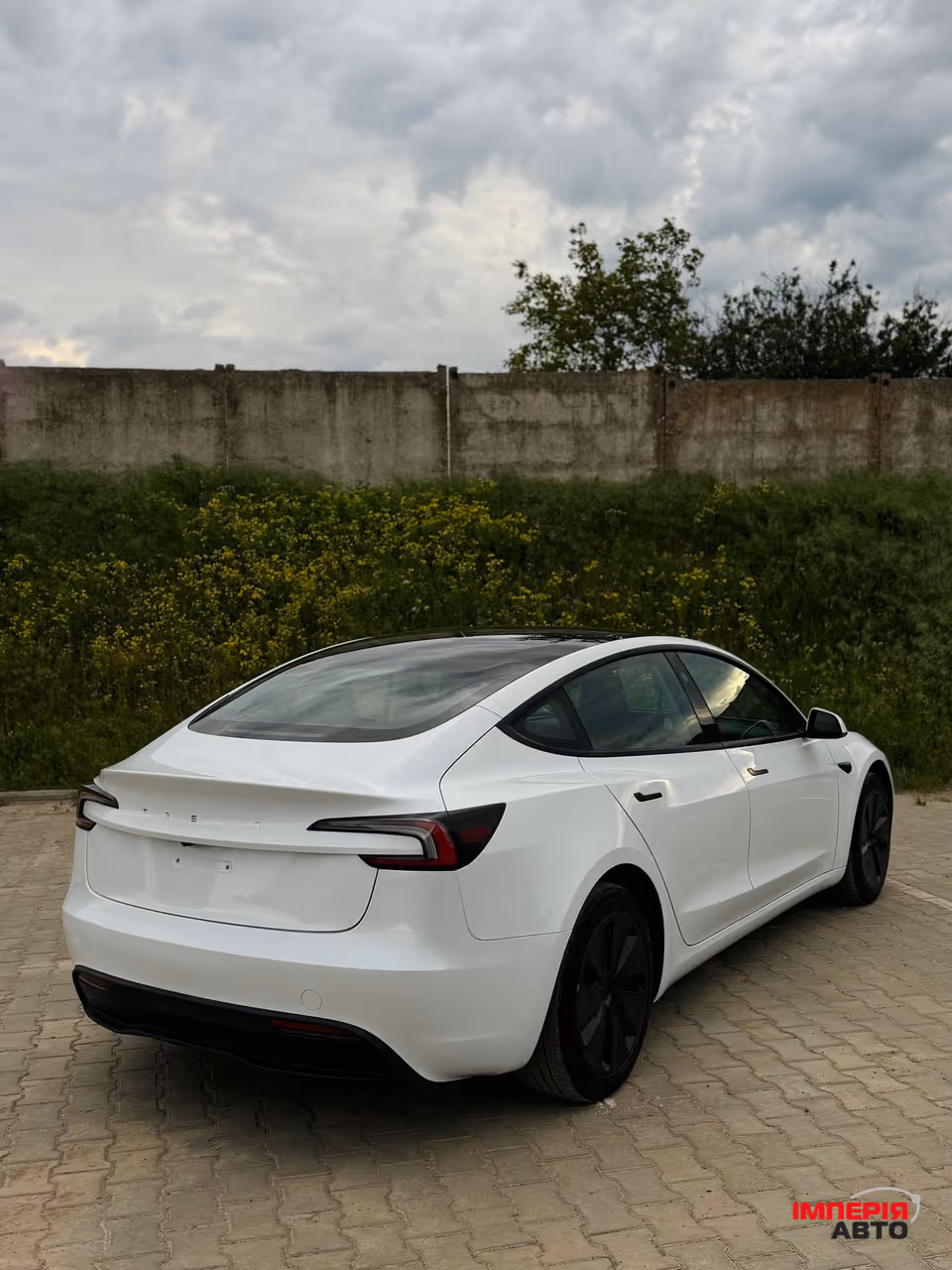 Tesla Model 3 - фото 26