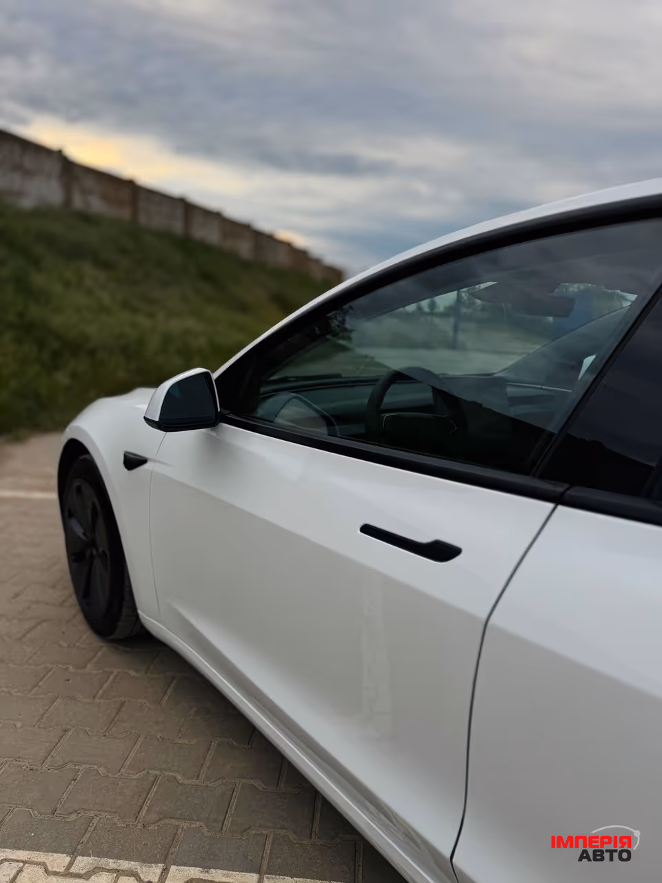 Tesla Model 3 - фото 18