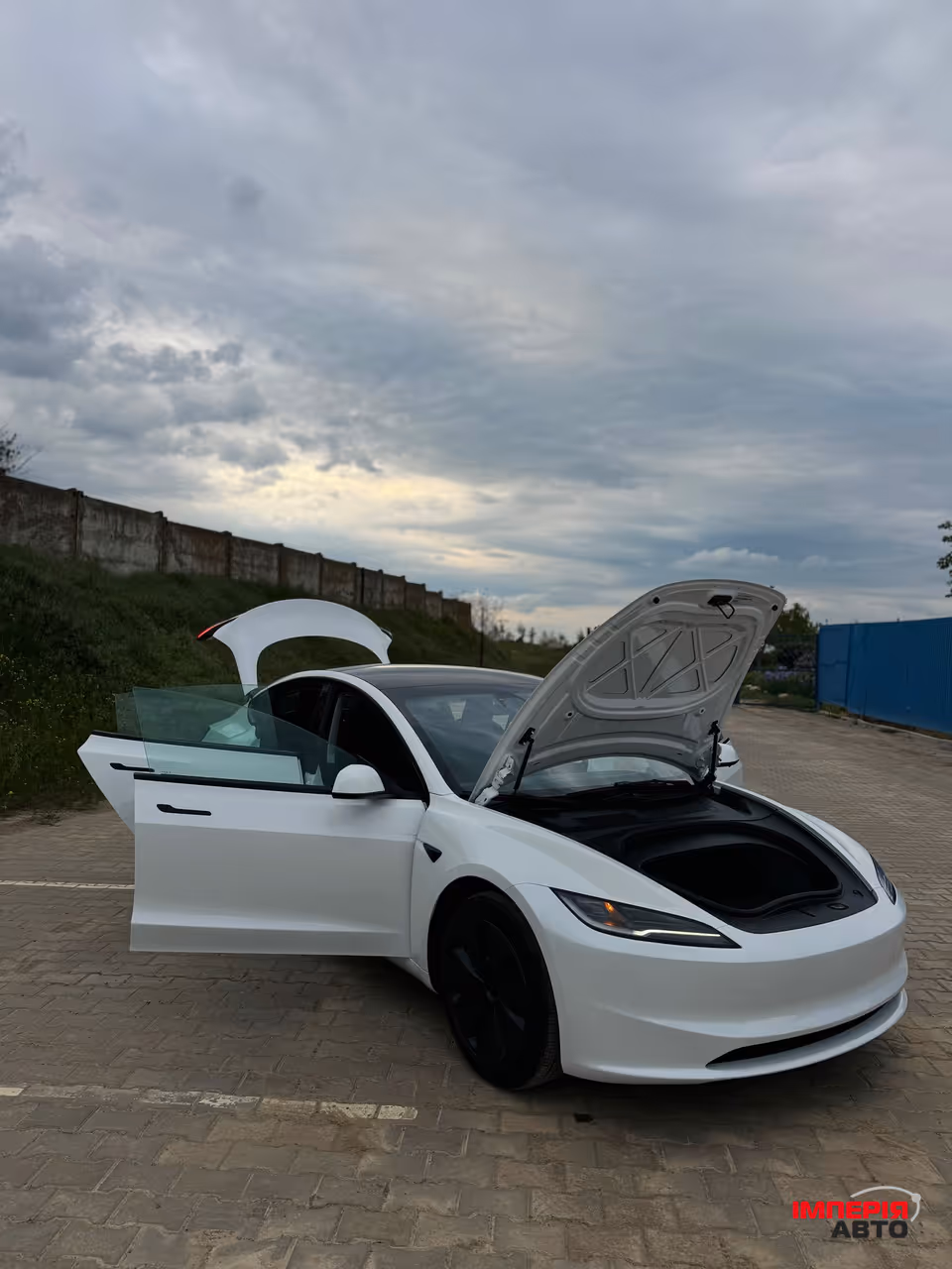 Tesla Model 3 - фото 15