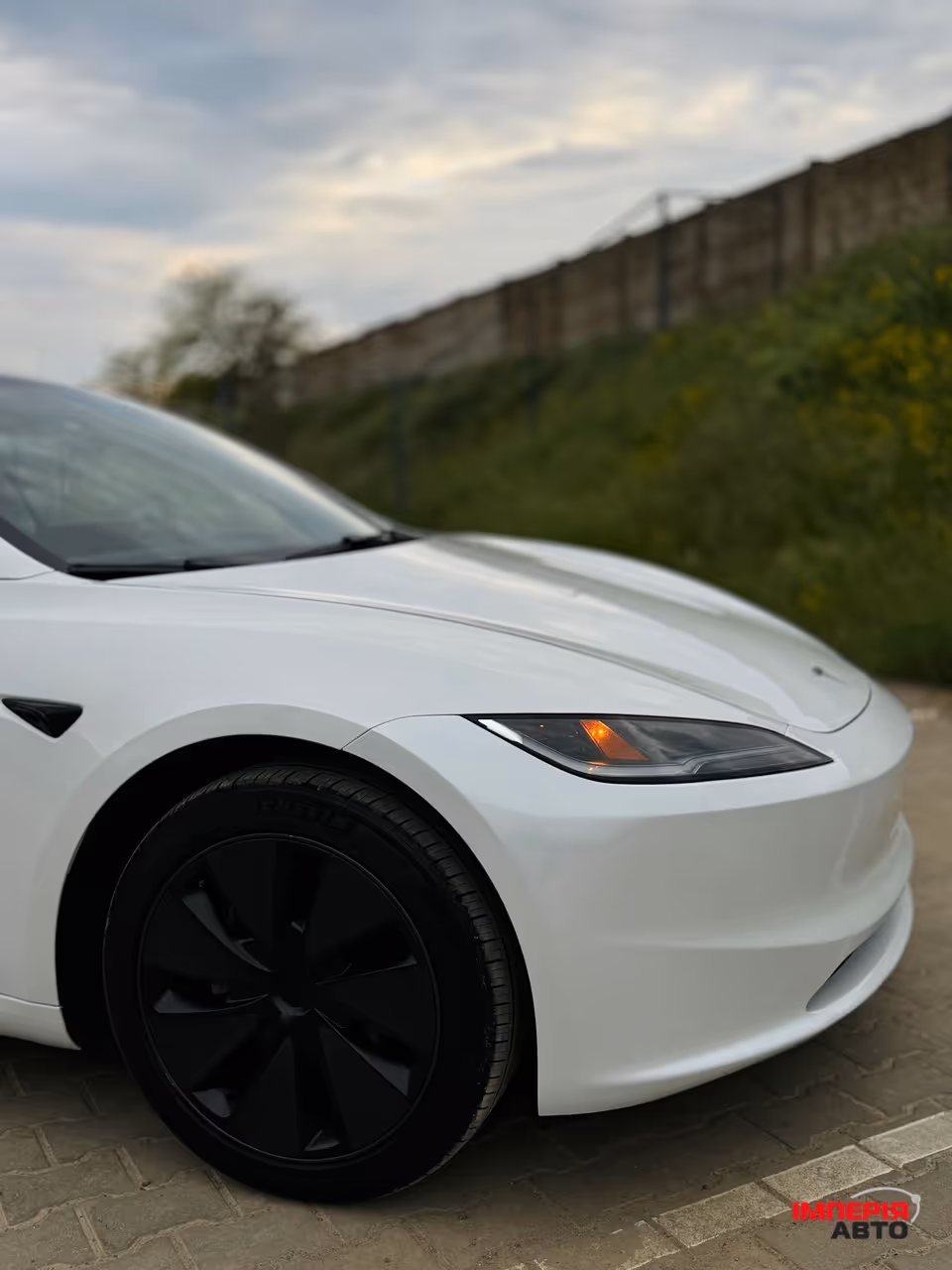 Tesla Model 3 - фото 28