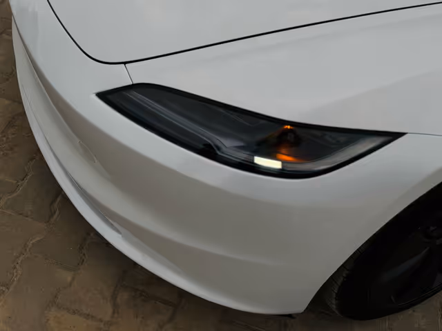 Tesla Model 3 - фото 5