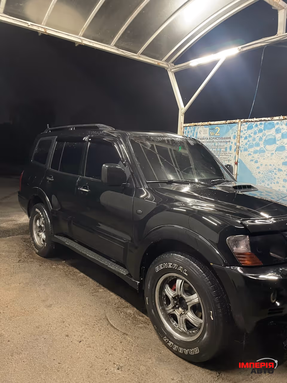 Mitsubishi Pajero - фото 2