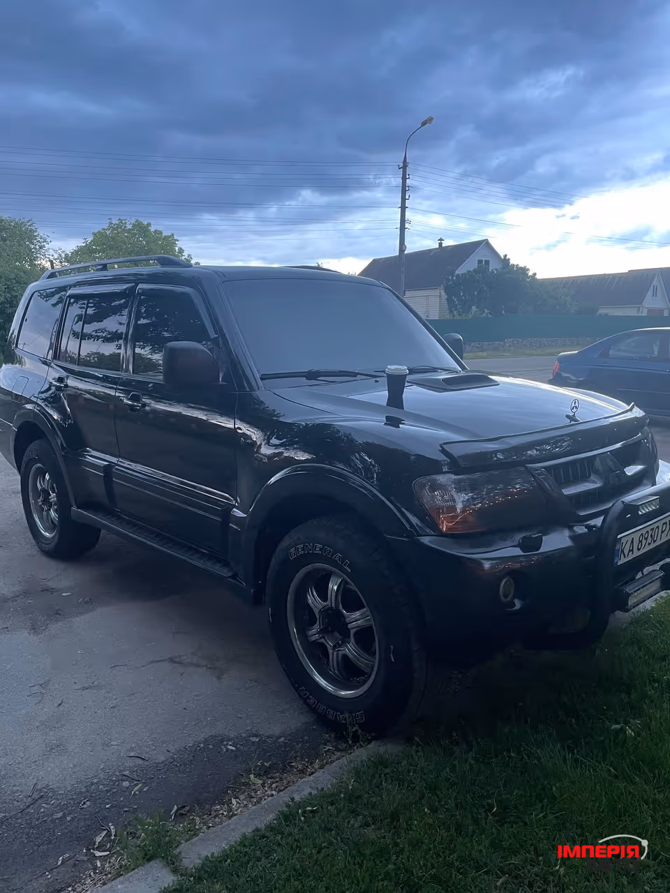 Mitsubishi Pajero - фото 1