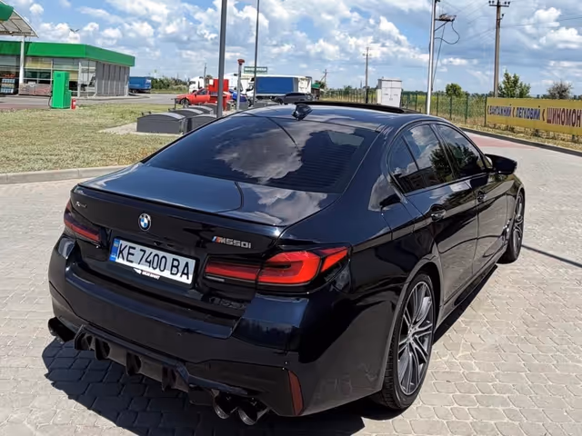 BMW 5 серії - фото 5