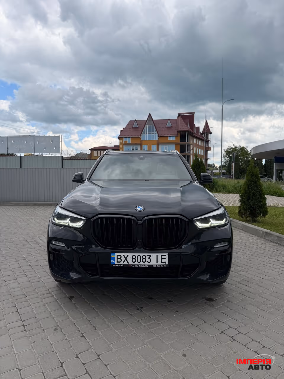 BMW X5 - фото 1