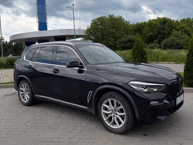 BMW X5 - фото 4