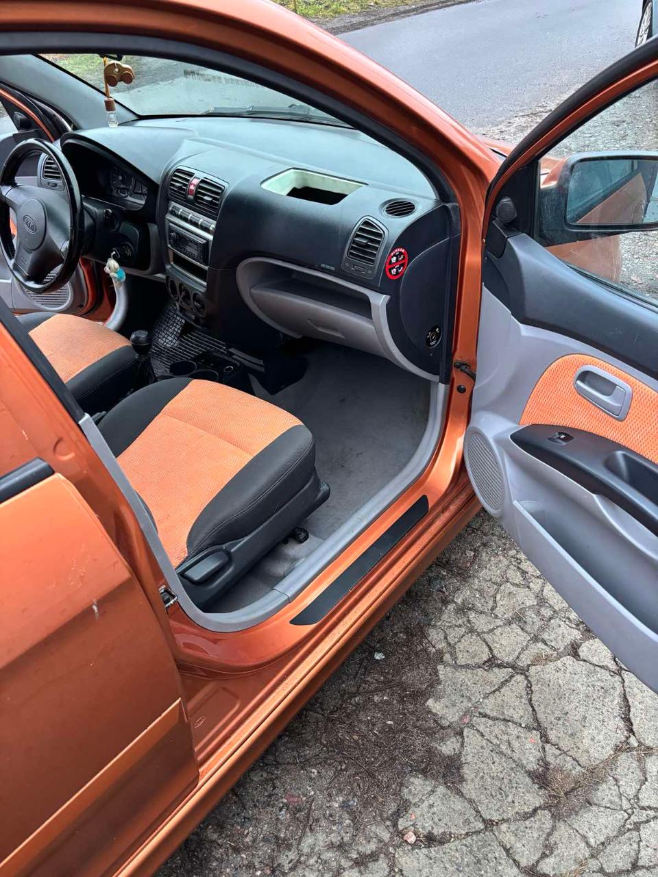 Kia Picanto - фото 6