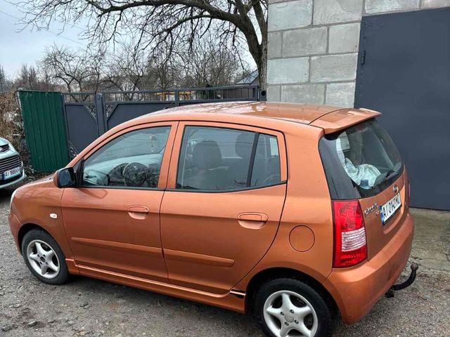 Kia Picanto - фото 2