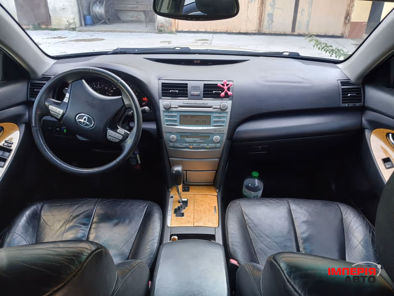 Toyota Camry - фото 5