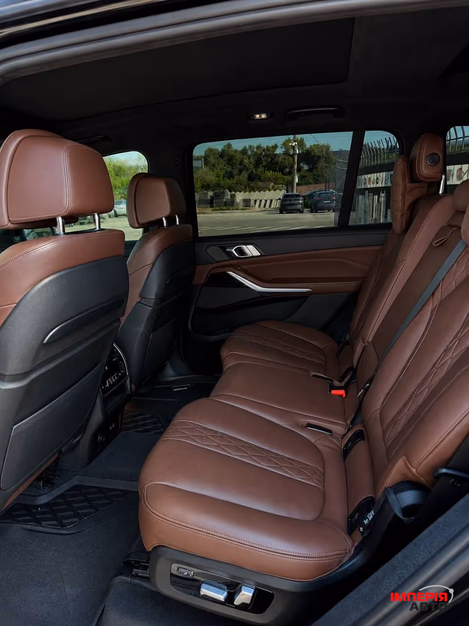 BMW X7 - фото 11
