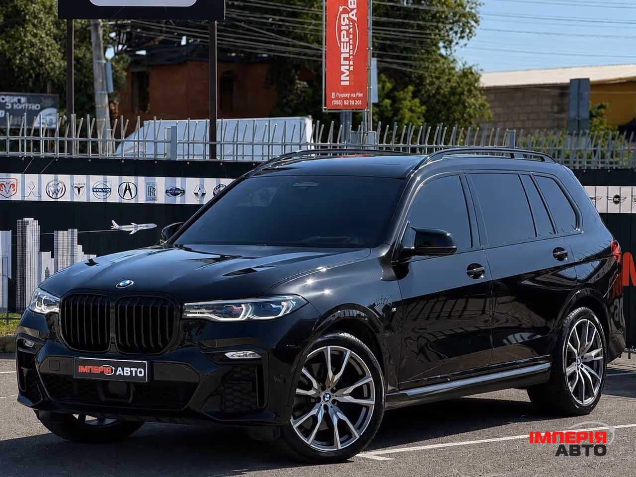 BMW X7 - фото 1