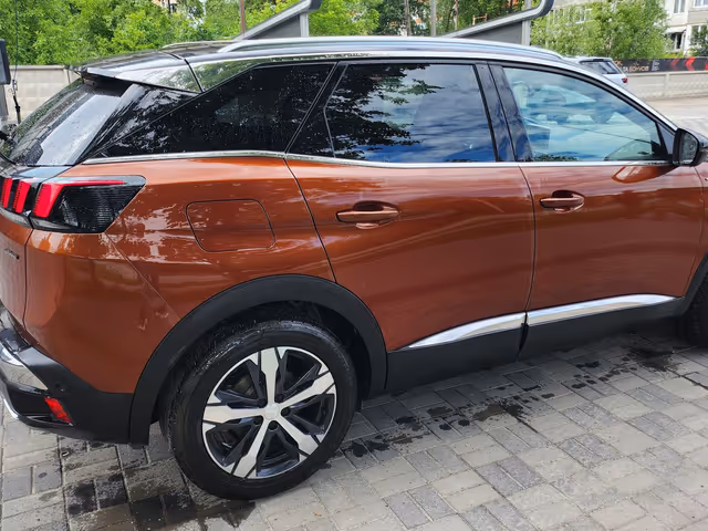 Peugeot 3008 - фото 3