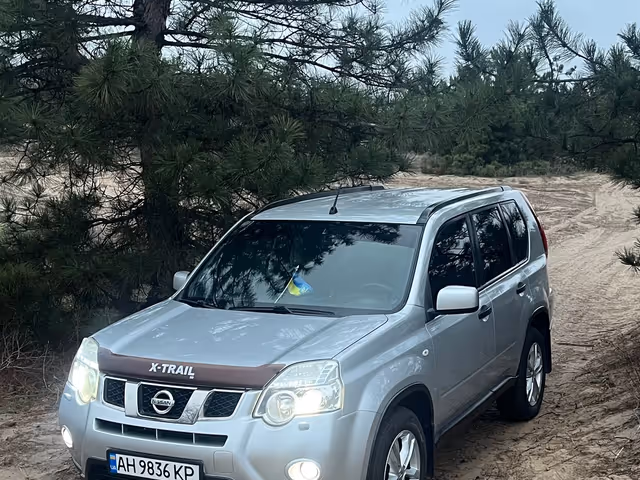 Nissan X-Trail - фото 1