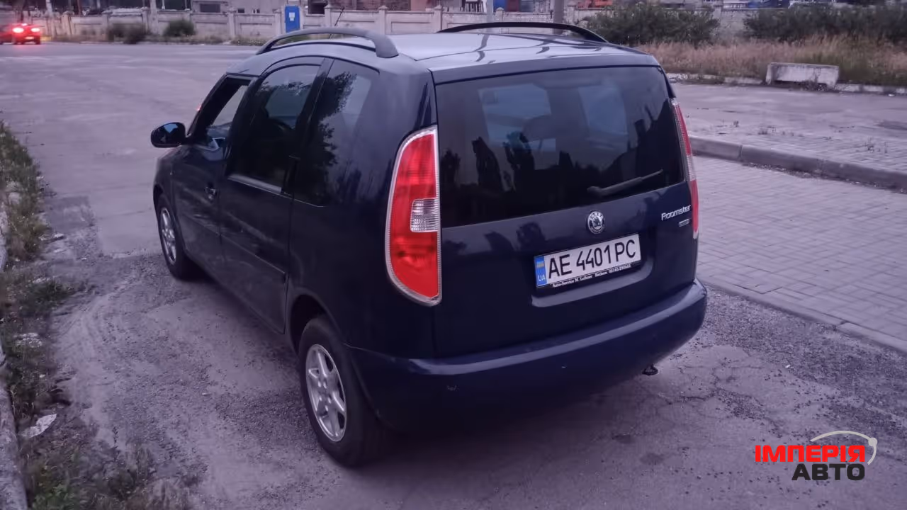 Skoda Roomster - фото 4