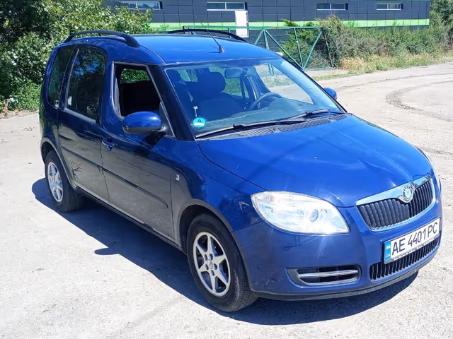 Skoda Roomster - фото 2