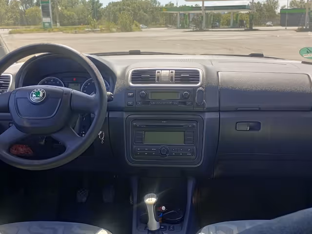 Skoda Roomster - фото 3